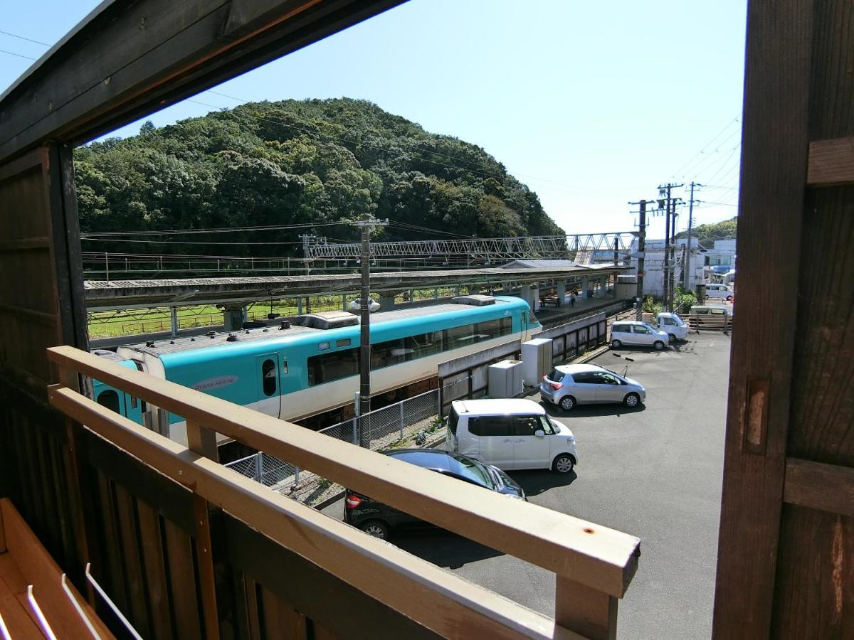 Minshuku Inn Shirahama Ekinoyado Exterior photo